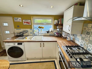 Photo 7- click for photo gallery
